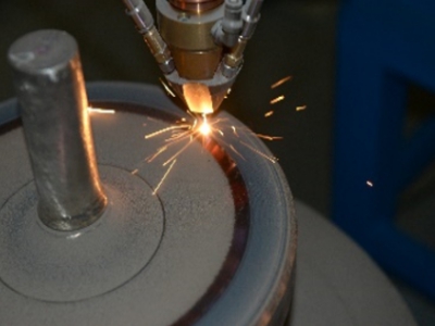 以“國內大循環(huán)”為主體的新發(fā)展格局下，激光企業(yè)如何發(fā)展？